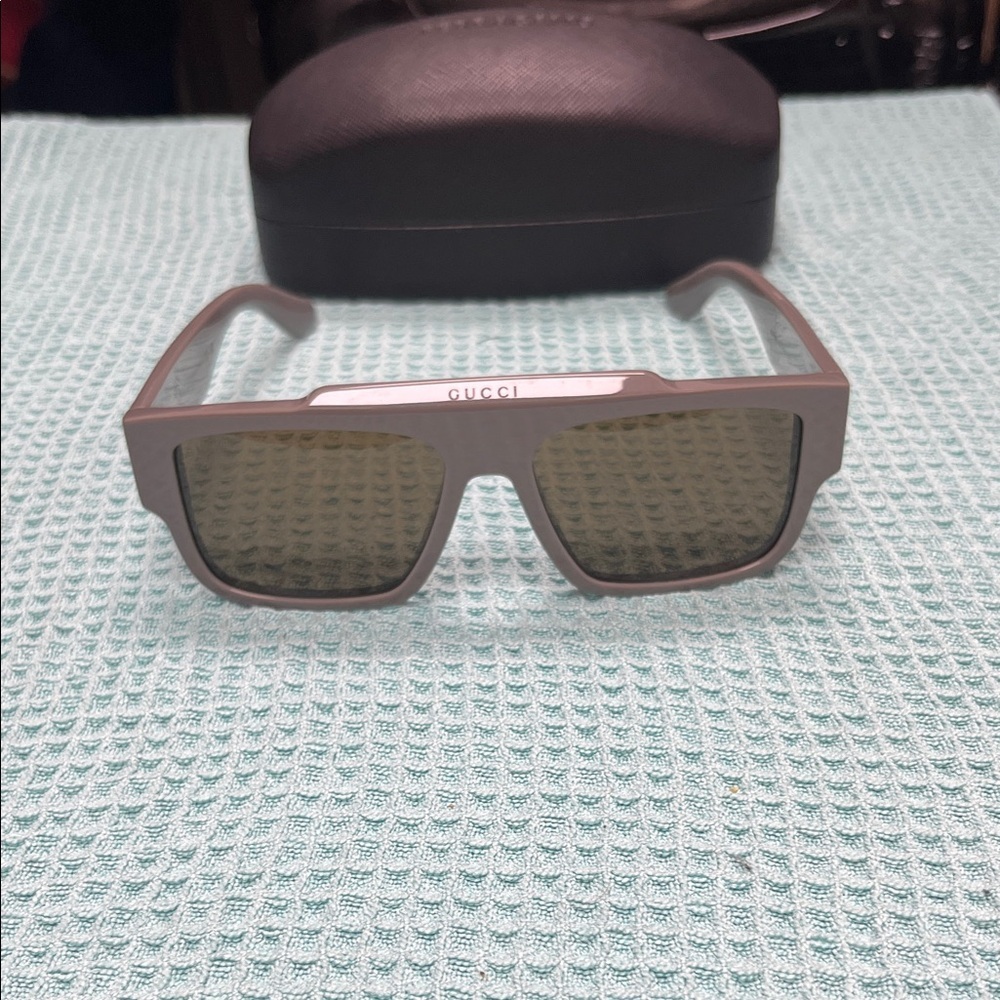 Gucci Gray 56mm Rectangular Sunglasses - image 5